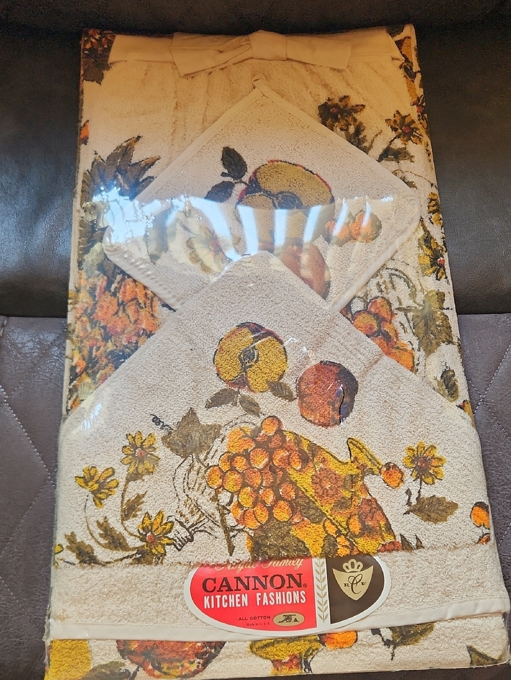 Canon Cream and Yellow Floral Kitchen Towels